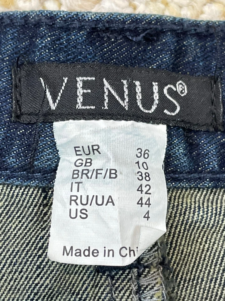 Pantalones cortos de mezclilla para mujer Venus elásticos con dobladillo deshilachado talla 4 (cintura 29") Foto 4 de 4