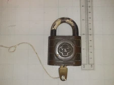 Large Brass YALE & TOWNE Padlock - With Key