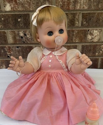 Vtg 1960 Madame Alexander Kathy Cry Baby Doll Adorable 16  Rooted Hair Drink Wet