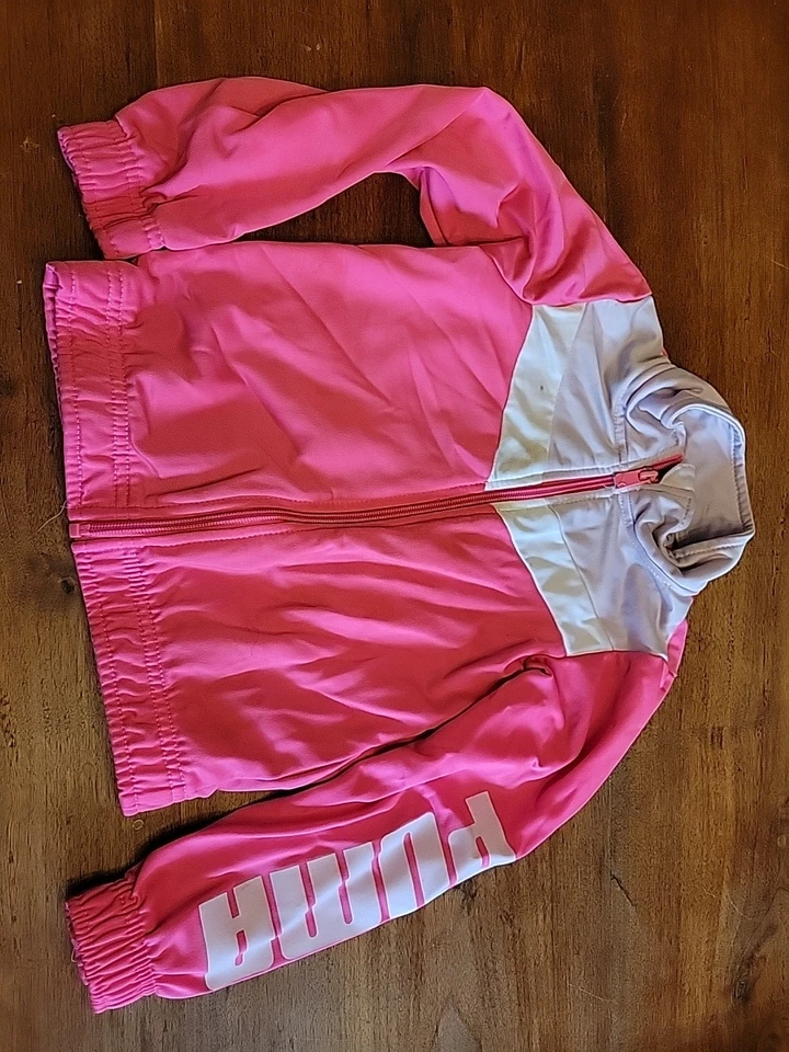 Traje de chándal Puma rosa y negro con cremallera completa talla 6 para niñas  Foto 2 de 4
