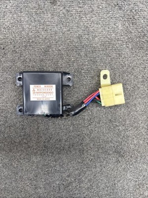 89 90 91 Mitsubishi Montero Electric Power Window Control Relay Module MB285880