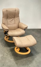 EXCELLENT CONDITION BEIGE Stressless Mayfair Recliner Chair In Top Grade Paloma.