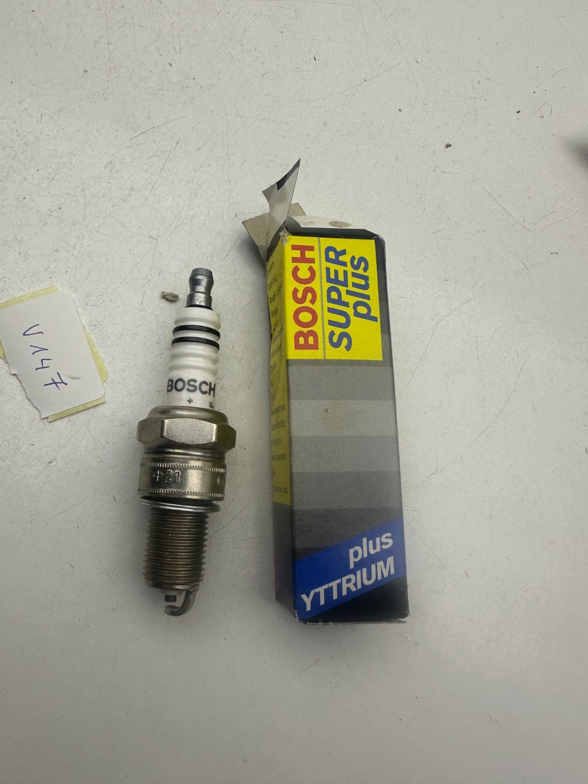 4X Spark plug BOSCH WR7DCX 0242235707 SUZUKI TOYOTA HYUNDAI SUBARU HONDA KIA