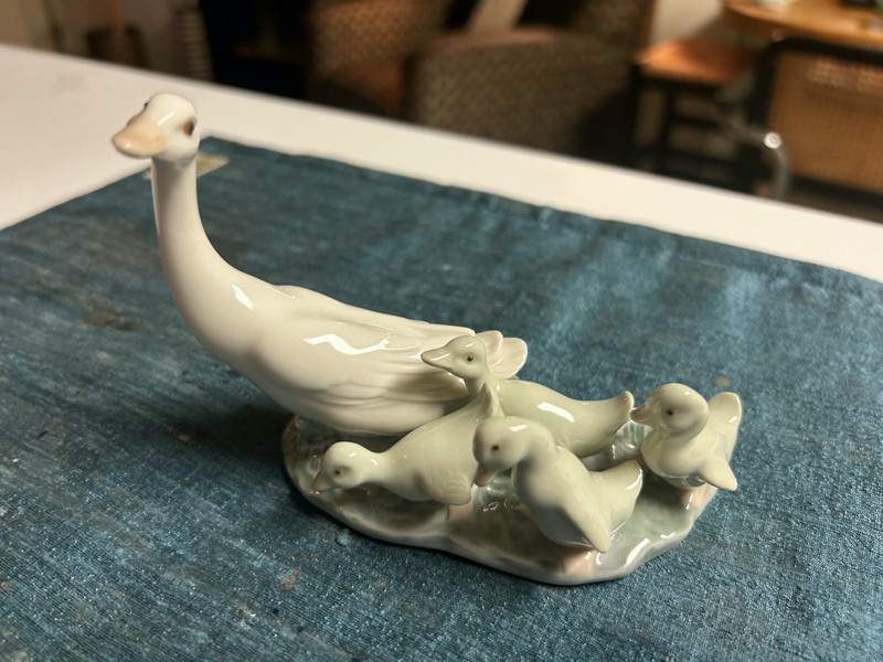 SUPERB RETIRED 5" Lladro #1307 MOTHER DUCK & DUCKLINGS FIGURINE Glazed MINT
