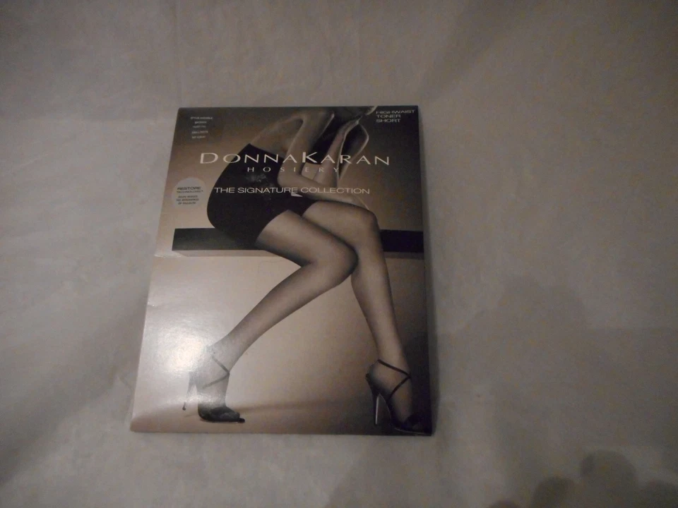 Donna Karan Hosiery High Waist Toner Short Nude S/P Panty Hose Style DKF009 - Image 4 of 4