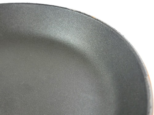 ¿Le Creuset vintage? Sartén de hierro fundido de 10" naranja llama - Imagen 5 de 15