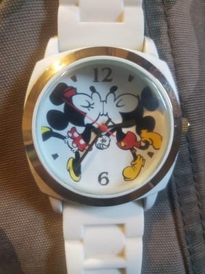 Micky kissing Miny Anolog Watch, New Battery,  Excellent, rare, sells ships asap