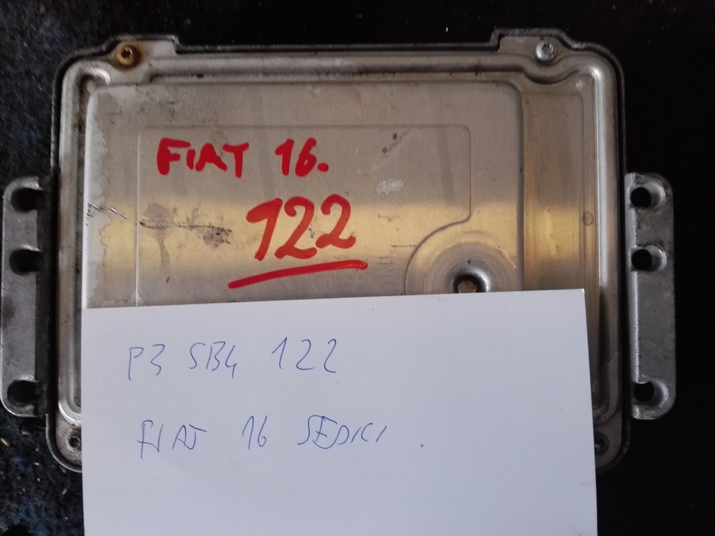 Foto 1 di 8