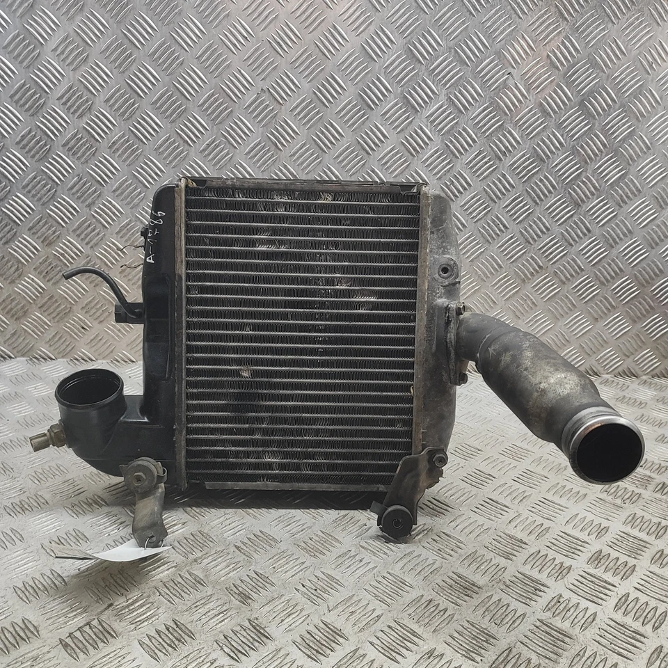 TOYOTA LAND CRUISER MK3 J120 Intercooler Radiator 17940-30020 3.0 Diesel 120kW - Image 2 of 4