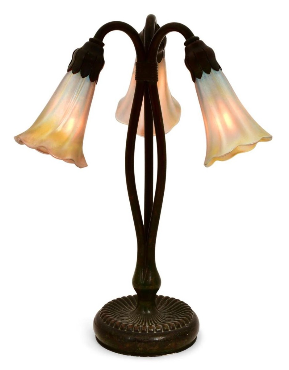 RARE Tiffany Studios Lily Lamp 3-Light c1910 Bronze Favrile Glass