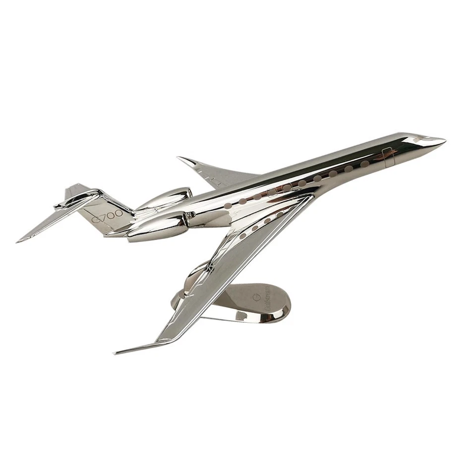 1:150 Silver Metal Gulfstream G700 Static Aircraft Display Model With Base - Image 1 of 4