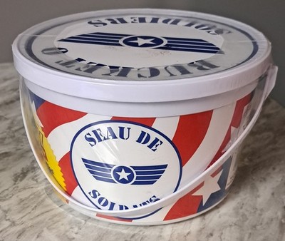 Disney Pixar Toy Story Andy's Room Soldier Bucket Action Figure