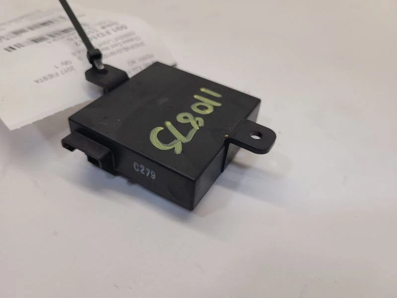 17 2017 FORD FIESTA AMBIENT LIGHT MODULE - Image 3 of 4