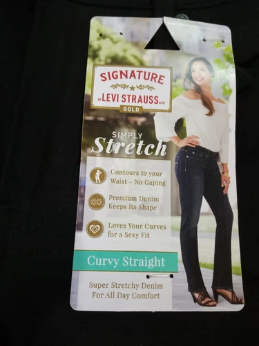 Signature Levi Strauss Gold  Women's 4S Curvy Straight Black Jeans Stretch Denim