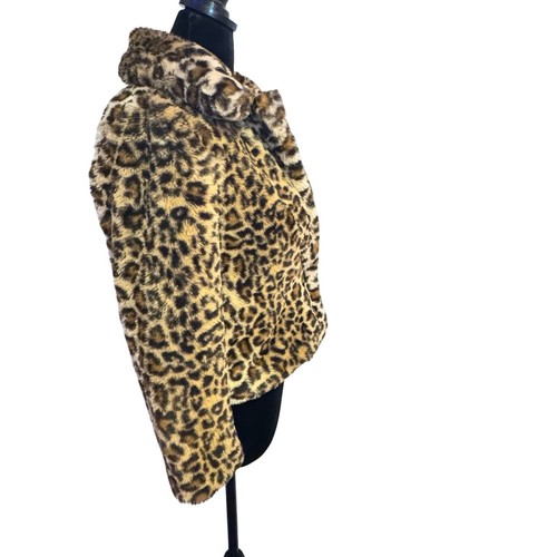 C&C CALIFORNIA SZ 8 FAUX FUR STYLISH JACKET WITH POCKETS - Picture 4 of 8