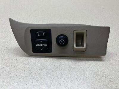 2001-2005 Toyota RAV4 Side View Mirror Adjustment Switch Panel Dimmer OEM