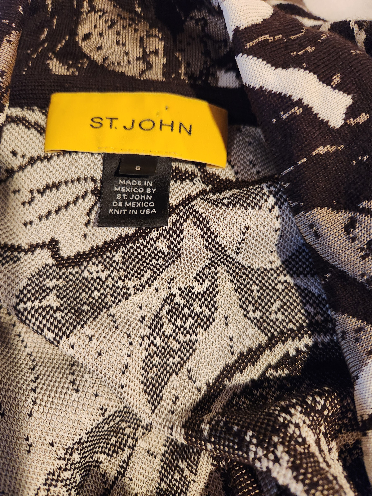 ST. JOHN KNIT LEAF PRINT BUTTON DOWN COLLAR CARDI… - image 10