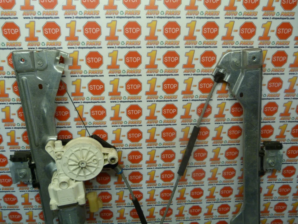 07-13 REGULADOR VENTANA TRASERA DERECHA PASAJERO CHEVROLET SILVERADO CON MOTOR OEM Foto 3 de 4