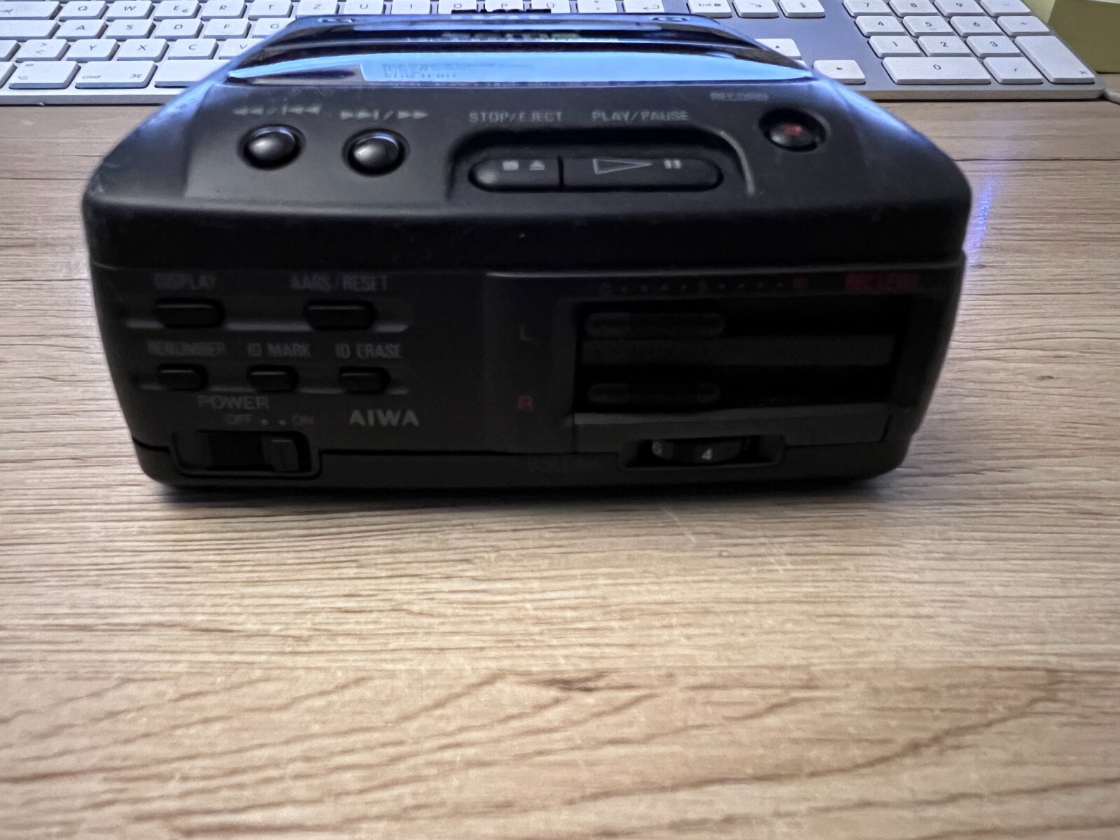 Aiwa Tragbarer DAT Recorder HDS100 mit Zubehör funktioniert,Gehäuse