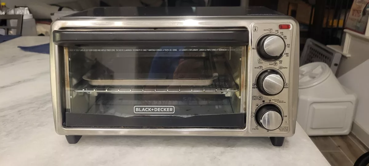 BLACK+DECKER 1150 W 4-Slice Stainless Steel Convection Toaster