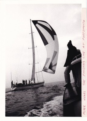 Original Pressefoto Whitbread Round World Yacht Race Flyer nähert sich dem Ziel 1981