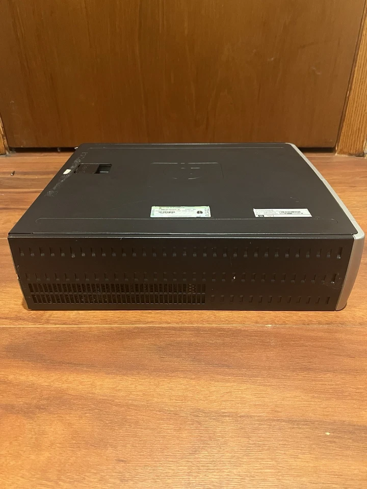 HP Compaq dc5000 SFF Desktop with Windows XP Professional - Image 2 of 4