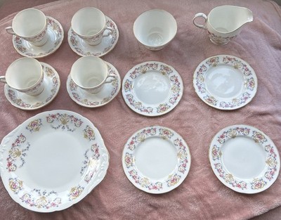 Vintage 70er Queen Anne Bone China Romantik Muster komplettes Teeservice vergoldeter Rand 