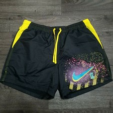L Nike Kyrie 90s Woven Basketball 