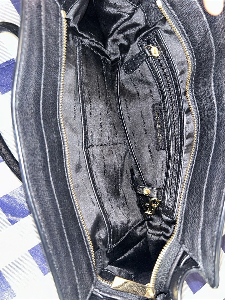 Michael Kors Black Leather Hamilton Traveler Messenger Crossbody Bag