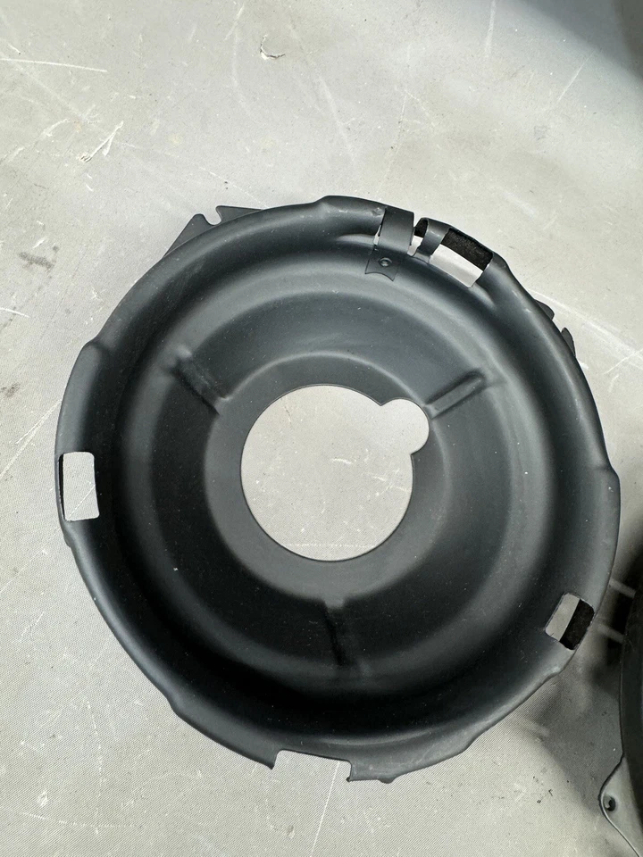 Cucharones de montaje de faros para camioneta Chevy BelAir 1940-1957 bisel faro Apache OE Foto 2 de 4