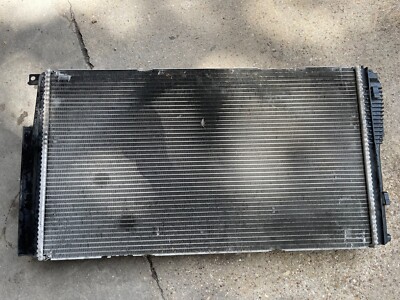 12-18 BMW F30 F32 ENGINE COOLING RADIATOR OEM 7618807 | eBay