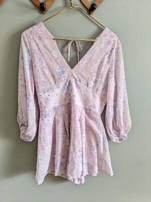 New Francescas Shorts Romper One Piece Sz Medium Pink Blush Floral NWT 