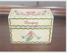 Vintage Ohio Art Co Tin Recipe Box Metal Toleware PA Dutch Full Of Recipes
