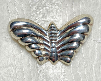 Vintage STERLING SILVER BUTTERFLY BROOCH - fully functional, part missing