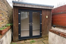 Garden Office Insulated With Electricity