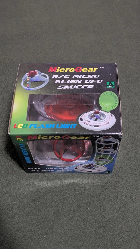 Micro Gear R/C Micro Alien UFO Saucer New In Box Flies Up and Down w/LED lights - Image 3 of 3