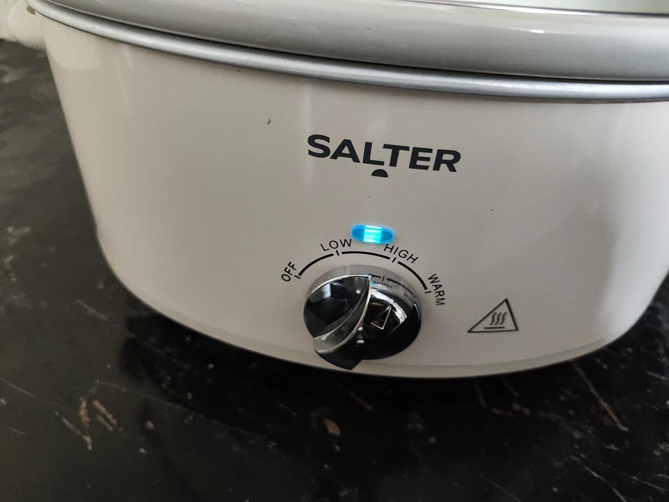 Salter Retro 6.5L Slow Cooker 3 Heat Settings - Image 2 of 4