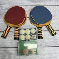 Vintage Harvard 4 Player Table Tennis Paddles Blue Red With Ping Ping Balls