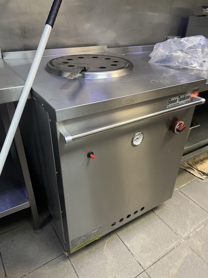 New Tandoori Oven Shaan Tandoor Clay Oven. Natural Or LPG GAS, Size 2