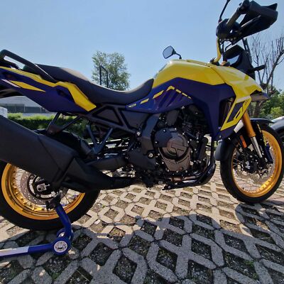 Adesivi Serbatoio 3D In Resina Per Suzuki V-Strom 800DE 2025 – Protezione Antiurto E Made In Italy, Dubai Black