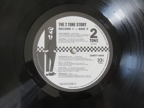 V/A The 2 TONE Story ORIGINAL 1989 UK 1ST PRESSING 2 x VINYL LP SET CHRTT5009 - Imagen 12 de 23