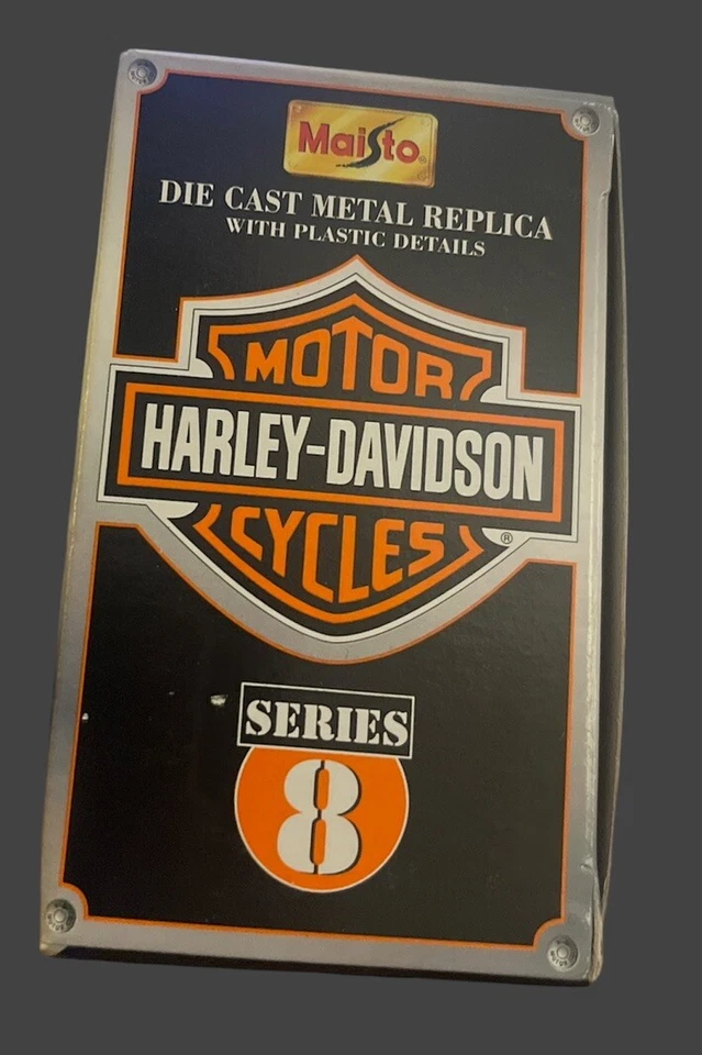 Maisto Harley Davidson 1986  Heritage Blue Soft tail Evolution 1:18 Diecast - Image 3 of 4