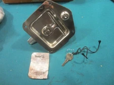 Buyers L8815 Stainless Steel T Handle Latch Assembly One Key