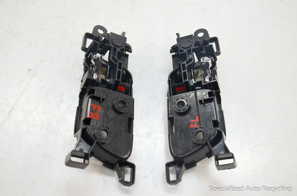 Honda Accord 2017 manijas interiores delanteras izquierda y derecha Foto 3 de 4