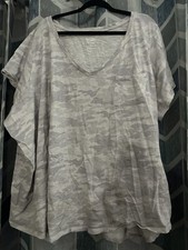 Torrid Top Size 6X Heritage Fit Slub Jersey Gray Camo Short Sleeve Cotton