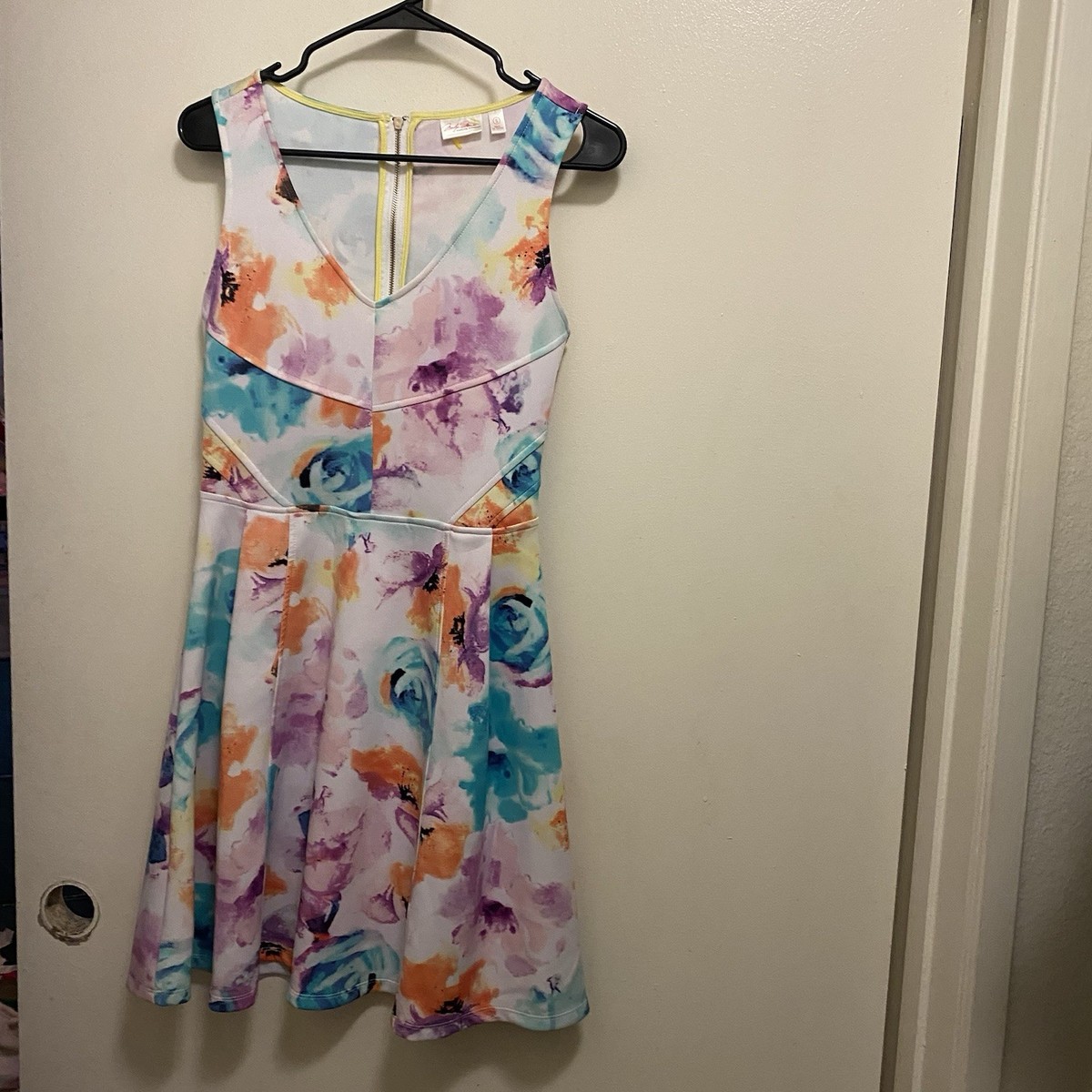 Marilyn Monroe Womens Mini Tank Dress S Small 34 Bright Pastel Floral Spring | eBay Marilyn Monroe Womens Mini Tank Dress S Small 34 Bright Pastel Floral Spring | eBay