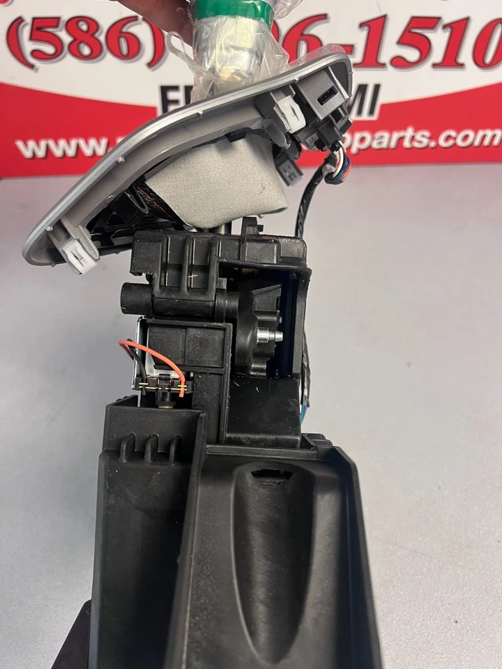 OEM Mopar 2017 2018 Jeep Cherokee Transmission Shifter 6MD102X9AB - Image 2 of 4