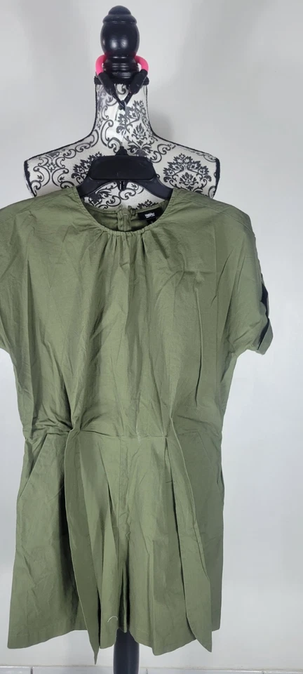 Pantalones Cortos Mossimo Para Mujer Talla S Mameluco Verde Oliva Corbata Frontal Manga Corta Foto 3 de 4