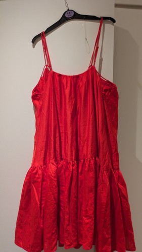 red dress size 10-12 - Picture 3 of 3