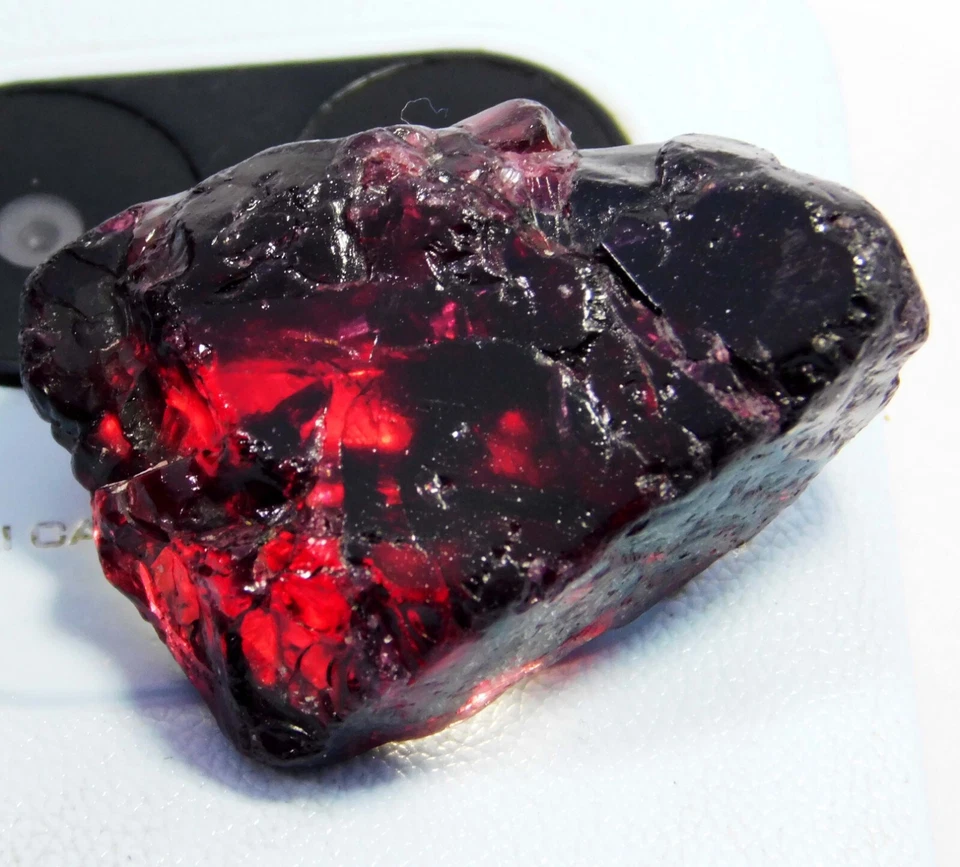 Piedra preciosa suelta áspera translúcida de ópalo de fuego mexicano rojo natural 93,30 quilates Foto 4 de 4